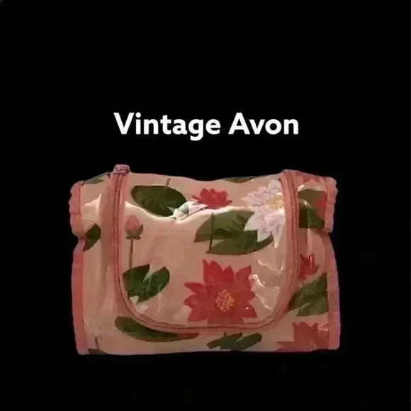 VINTAGE AVON PINK FLOWERED MAKEUP HYGIENE BAG WITH ZIPPER AND HANGER HOOK - Picture 1 of 6